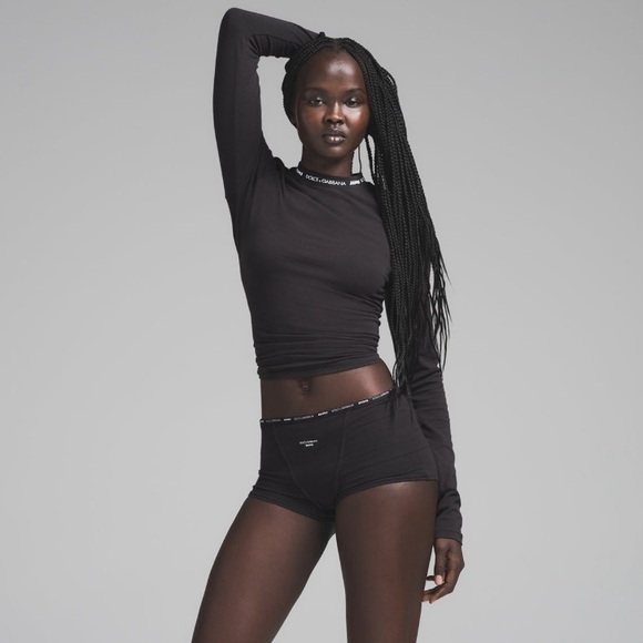 NWT SKIMS X DOLCE & GABBANA BLACK COTTON JERSEY LONG SLEEVE T-SHIRT M - Picture 4 of 8